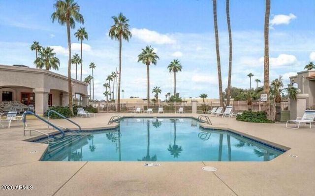 9151 W GREENWAY Road 226, Peoria, AZ 85381