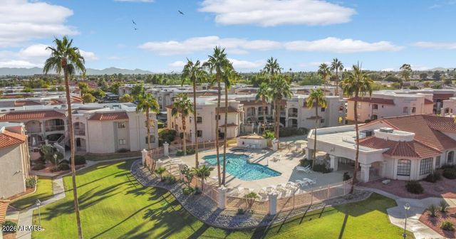 9151 W GREENWAY Road 226, Peoria, AZ 85381