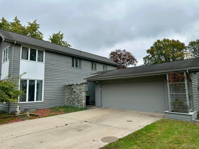 859 Foxboro Road, Saginaw, MI 48638