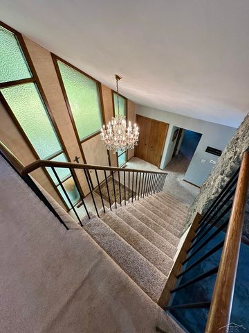 859 Foxboro Road, Saginaw, MI 48638