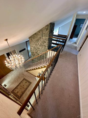 859 Foxboro Road, Saginaw, MI 48638