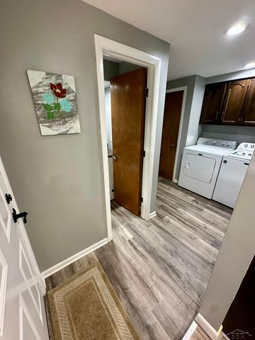 859 Foxboro Road, Saginaw, MI 48638