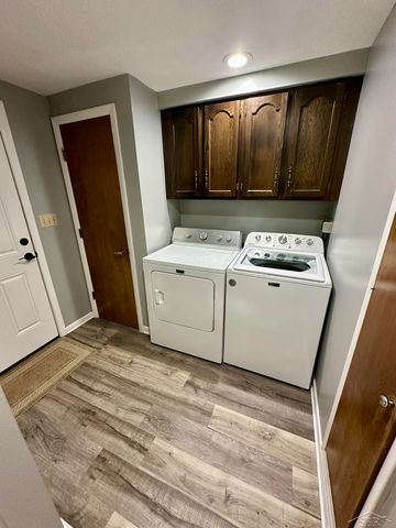 859 Foxboro Road, Saginaw, MI 48638