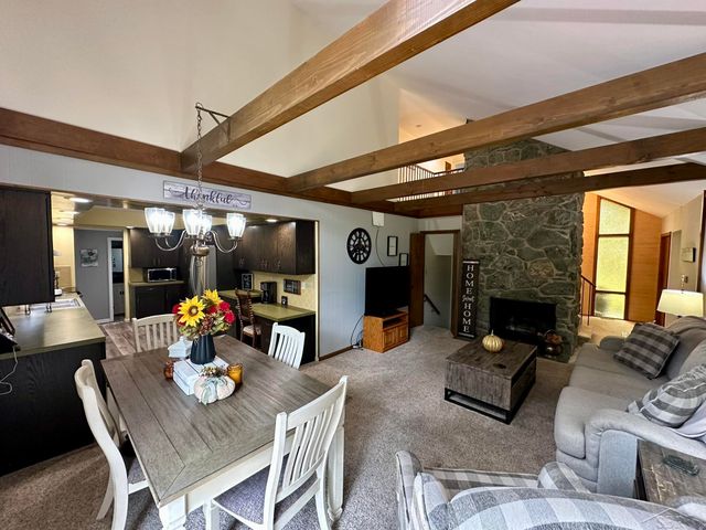 859 Foxboro Road, Saginaw, MI 48638