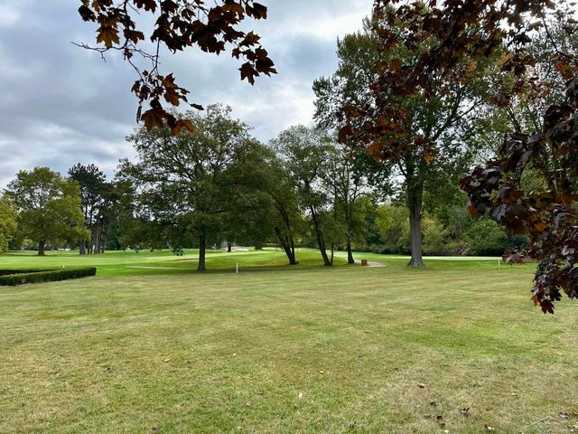 859 Foxboro Road, Saginaw, MI 48638