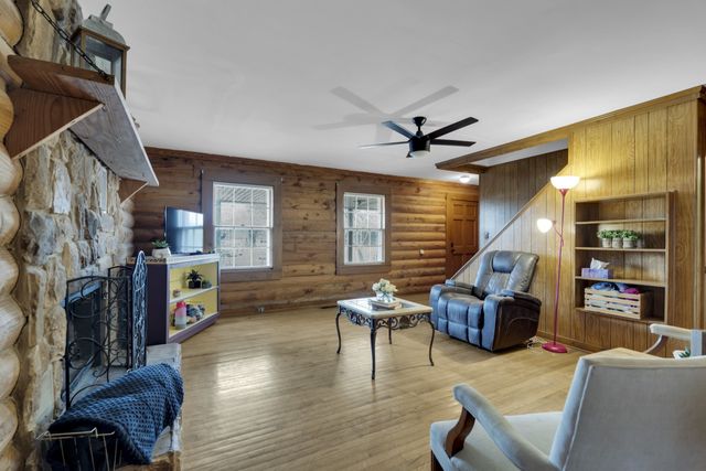 1305 Brinkley Rd, Murfreesboro, TN 37128
