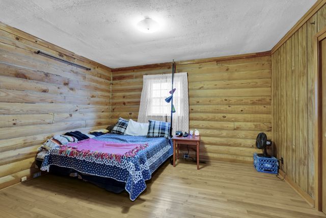 1305 Brinkley Rd, Murfreesboro, TN 37128