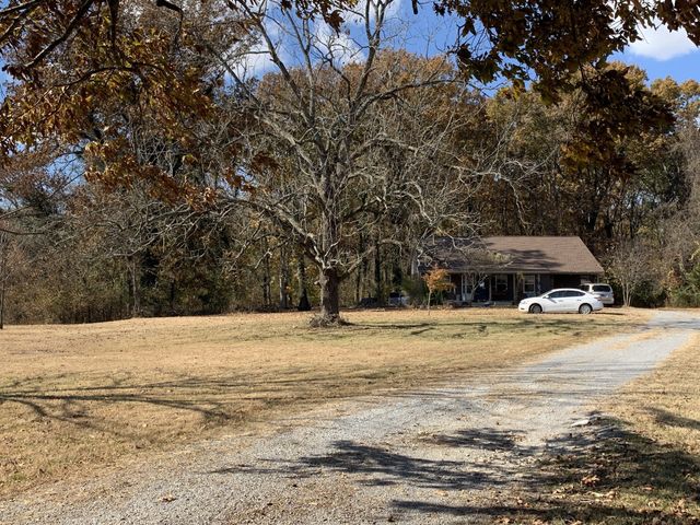 1305 Brinkley Rd, Murfreesboro, TN 37128