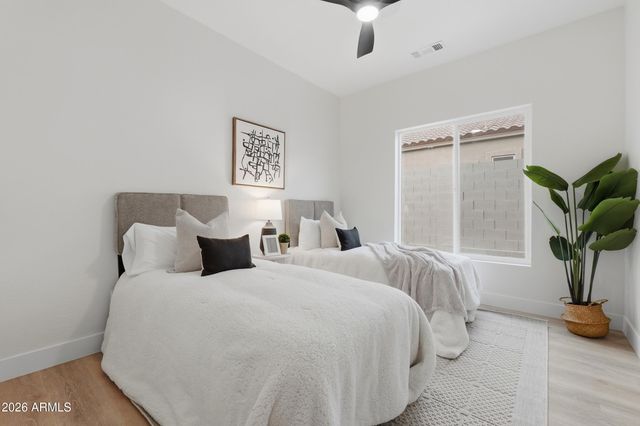 7703 E SAYAN Street, Mesa, AZ 85207