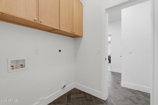 7703 E SAYAN Street, Mesa, AZ 85207