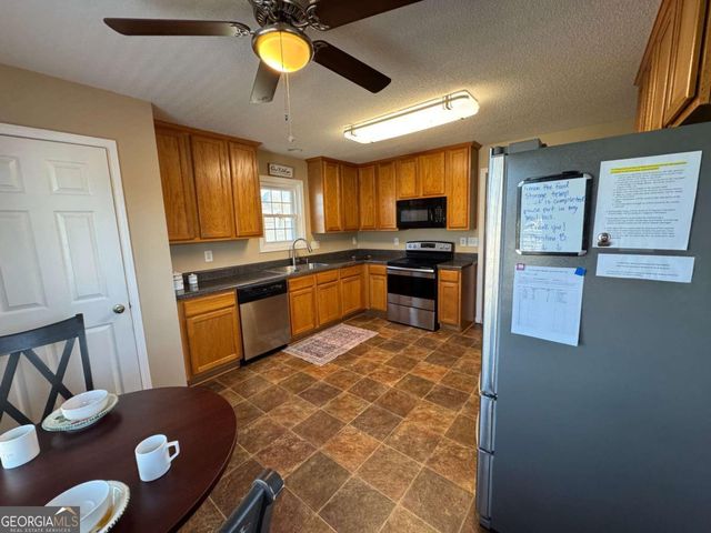 14 Independence Way NE, Cartersville, GA 30121