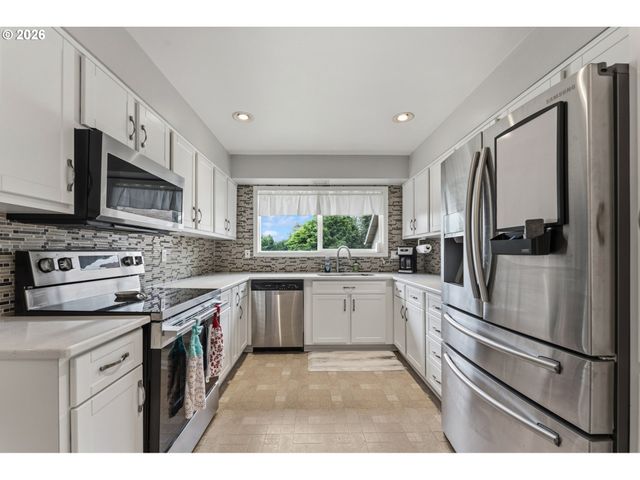 14965 Sw BULL MOUNTAIN Rd, Tigard, OR 97224