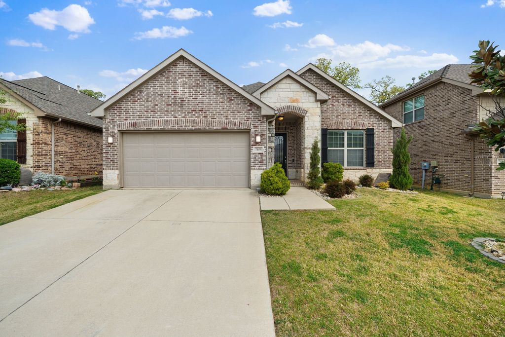 7409 Bishop Pine Road, Denton, TX 76208