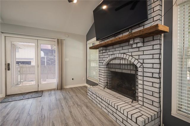 404 S SUNSET Lane, Raymore, MO 64083