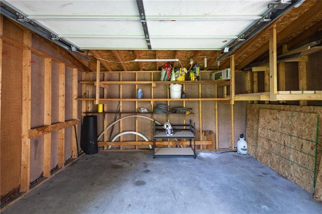 404 S SUNSET Lane, Raymore, MO 64083
