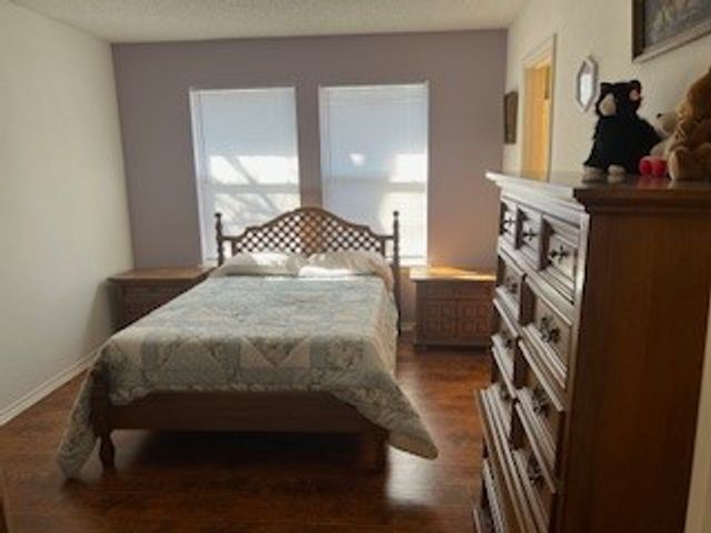 1003 W Lovers Lane, Arlington, TX 76013