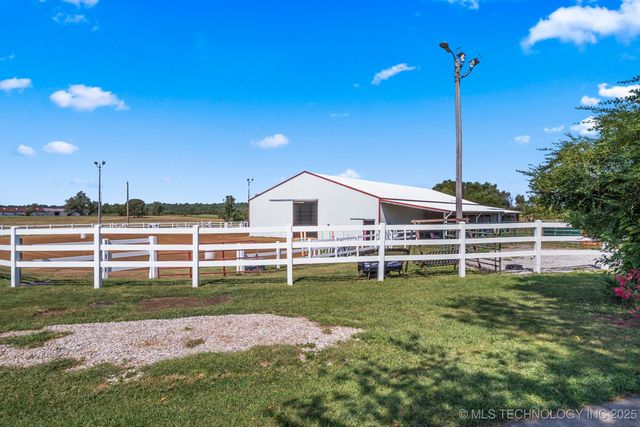 14011 S 177th West Avenue, Kellyville, OK 74039