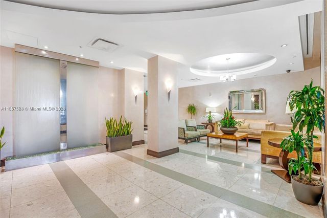 3801 S Ocean Dr 12M, Hollywood, FL 33019