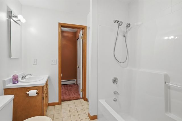 2 Nottingham Circle, Spencer, MA 01562