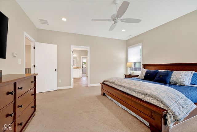 628 Woodbury Hill Drive, Westfield, IN 46074