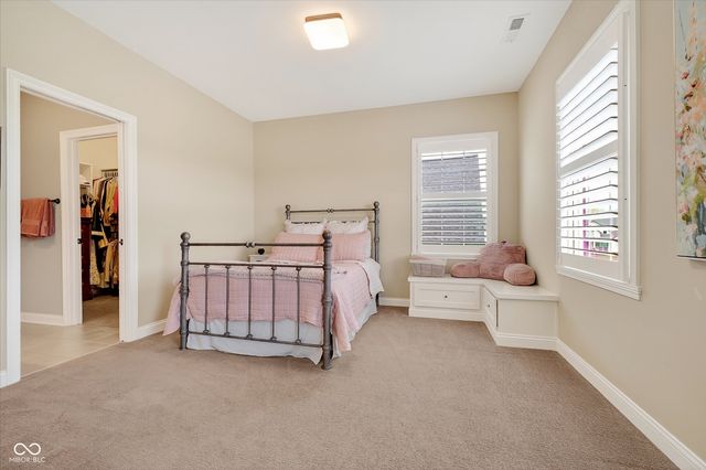 628 Woodbury Hill Drive, Westfield, IN 46074