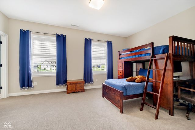 628 Woodbury Hill Drive, Westfield, IN 46074