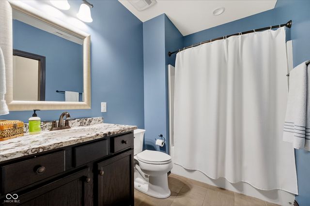 628 Woodbury Hill Drive, Westfield, IN 46074