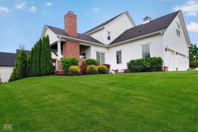 628 Woodbury Hill Drive, Westfield, IN 46074