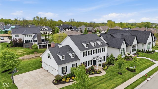 628 Woodbury Hill Drive, Westfield, IN 46074