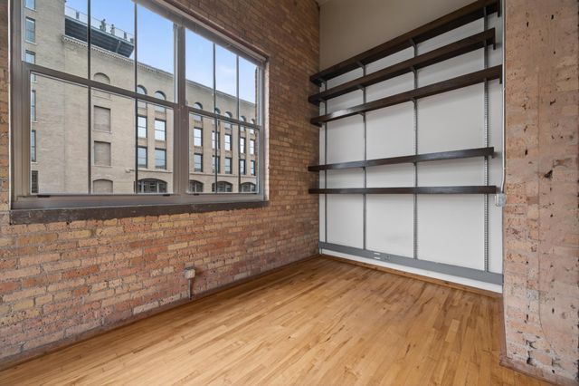 801 Washington Avenue N 322, Minneapolis, MN 55401