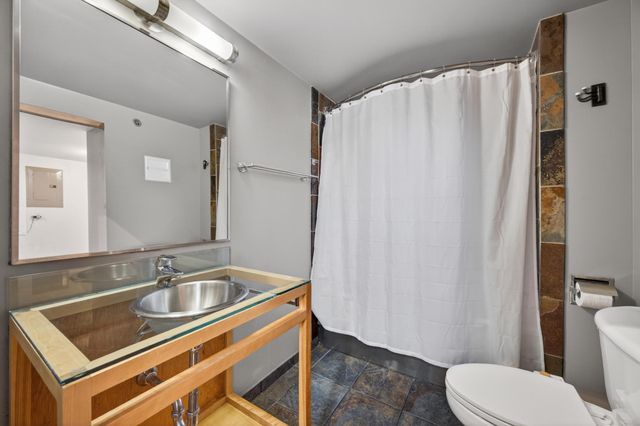801 Washington Avenue N 322, Minneapolis, MN 55401