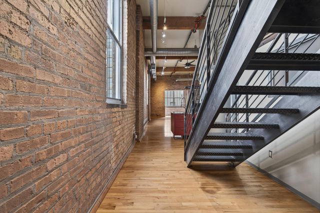 801 Washington Avenue N 322, Minneapolis, MN 55401