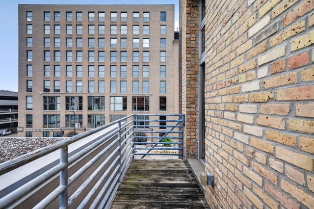801 Washington Avenue N 322, Minneapolis, MN 55401