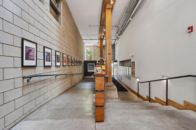 801 Washington Avenue N 322, Minneapolis, MN 55401