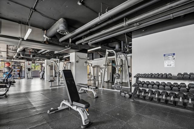 2020 N Lincoln Park West 8L, Chicago, IL 60614