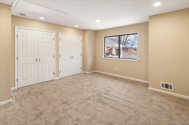 98 Molly Pitcher Lane I, Yorktown Heights, NY 10598