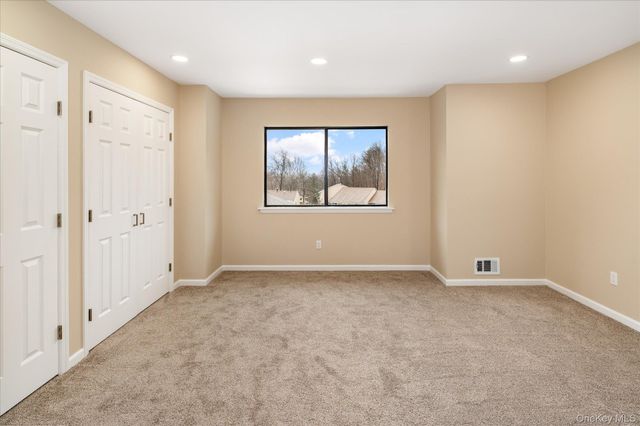 98 Molly Pitcher Lane I, Yorktown Heights, NY 10598