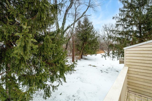 98 Molly Pitcher Lane I, Yorktown Heights, NY 10598