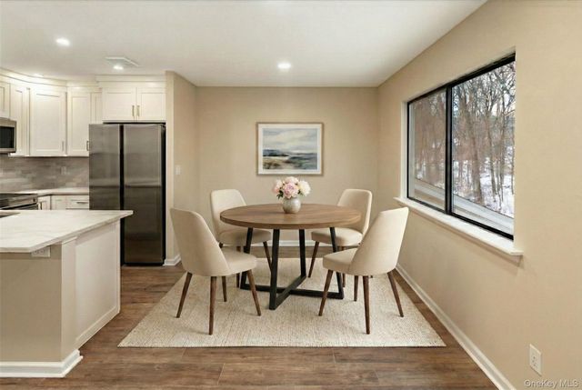 98 Molly Pitcher Lane I, Yorktown Heights, NY 10598