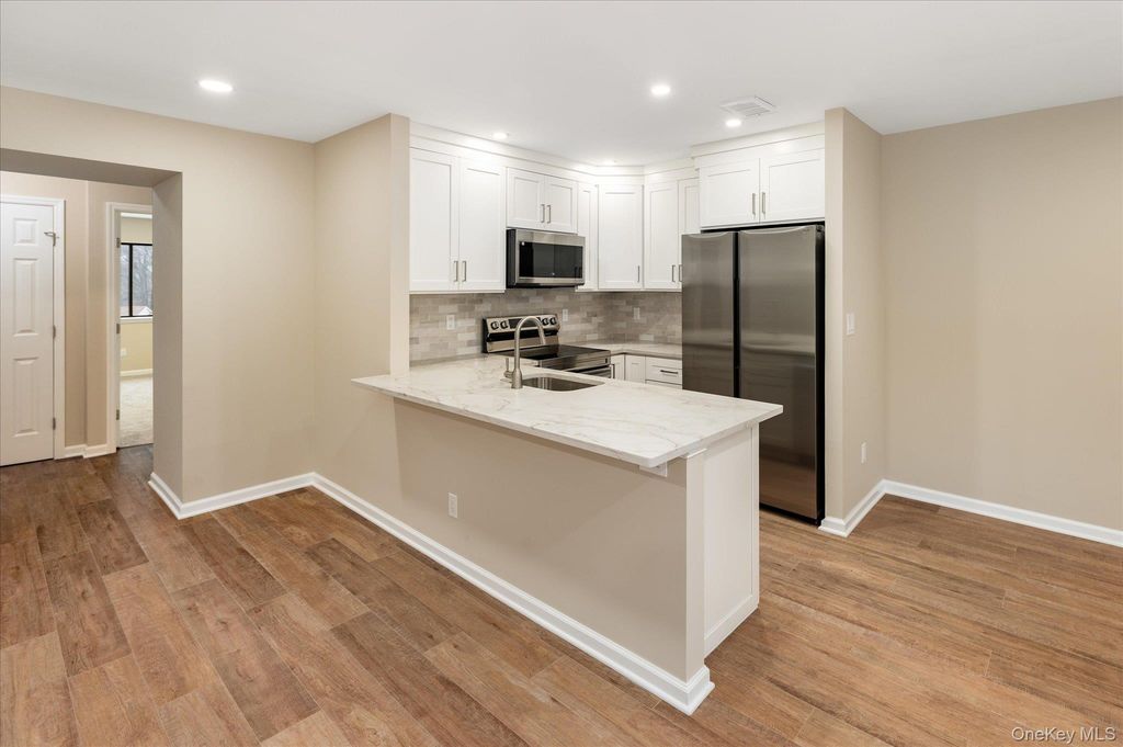 98 Molly Pitcher Lane I, Yorktown Heights, NY 10598