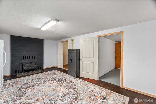 508 Ocean Beach Road, Hoquiam, WA 98550