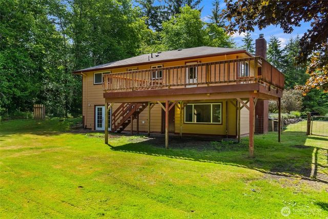 508 Ocean Beach Road, Hoquiam, WA 98550