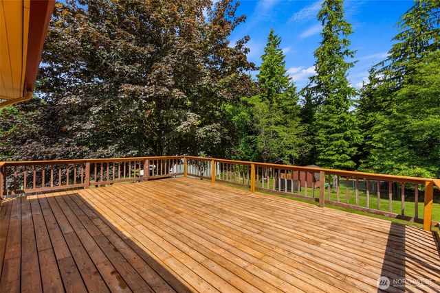 508 Ocean Beach Road, Hoquiam, WA 98550
