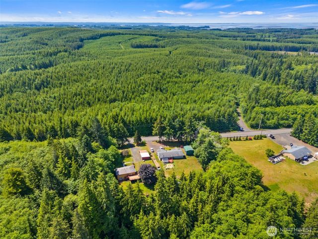 508 Ocean Beach Road, Hoquiam, WA 98550