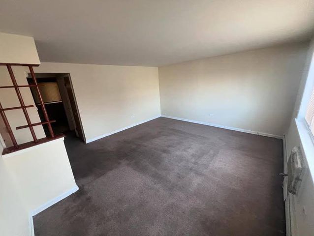 3133 S 48th Court 2W, Cicero, IL 60804