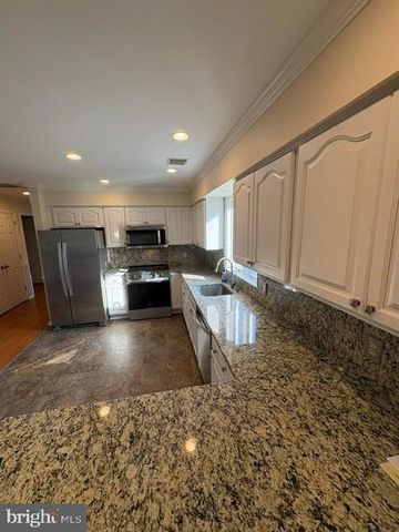 1007 BUCKS RD, Perkasie, PA 18944