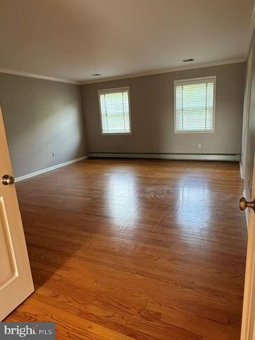 1007 BUCKS RD, Perkasie, PA 18944