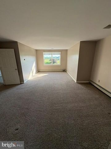 1007 BUCKS RD, Perkasie, PA 18944