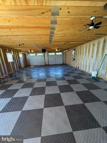 1007 BUCKS RD, Perkasie, PA 18944