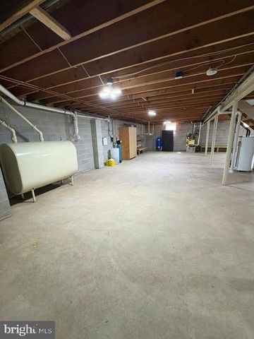 1007 BUCKS RD, Perkasie, PA 18944